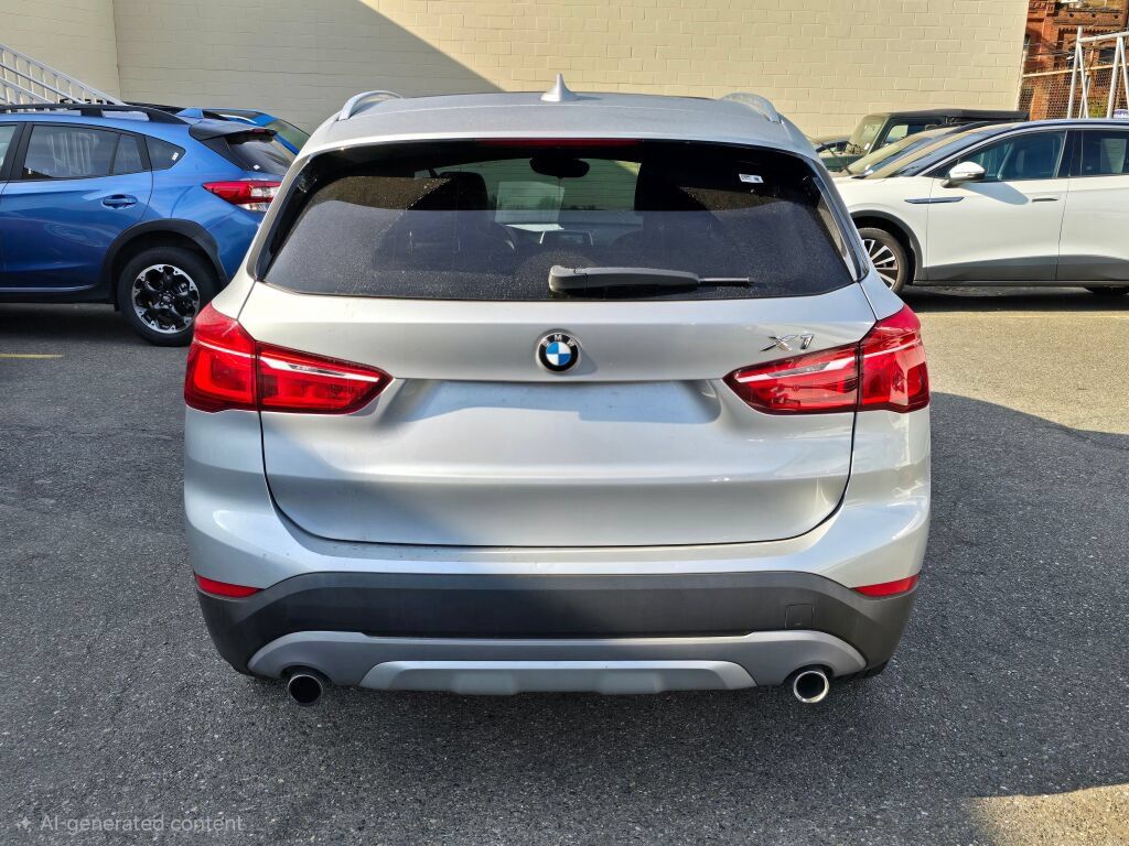Used 2018 BMW X1 xDrive28i AWD/4WD image 6