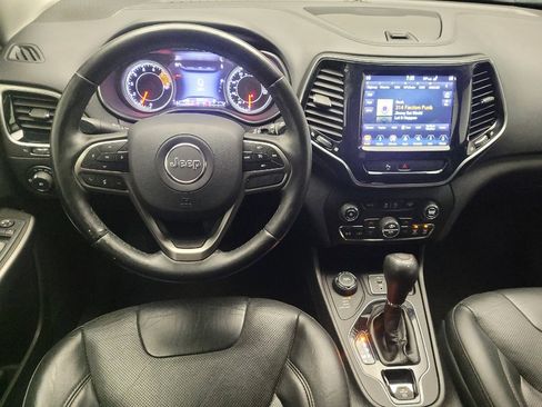 Used 2019 Jeep Cherokee Limited image 22