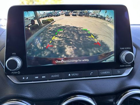 Used 2024 Nissan Sentra SV FWD image 32
