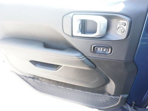 New 2025 Jeep Wrangler Sahara image 20