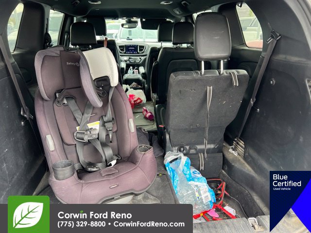 Used 2020 Chrysler Pacifica Touring-L Plus FWD image 9