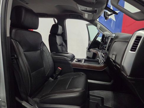 Used 2018 GMC Sierra 2500 SLT w/ Suspension Package, Off-Road AWD/4WD image 68