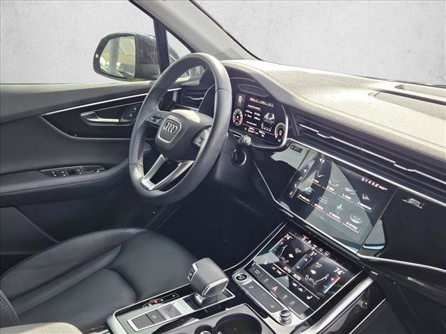 Used 2023 Audi Q7 3.0T Premium Plus w/ Premium Plus Package AWD/4WD image 10
