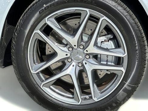 New 2025 Mercedes-Benz GLE 53 AMG 4MATIC image 12