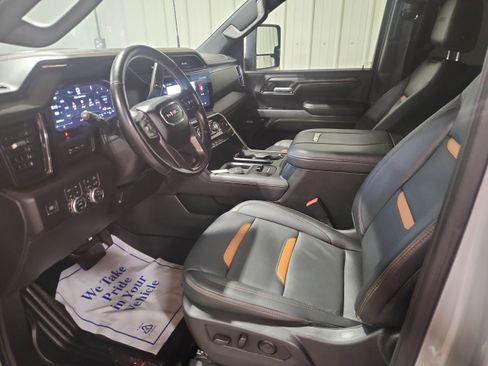 Used 2024 GMC Sierra 2500 AT4 w/ AT4 Premium Plus Package image 12