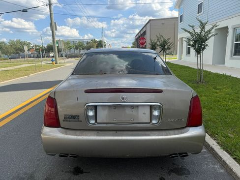 Used 2002 Cadillac De Ville w/ Comfort/Convenience Pkg FWD image 8