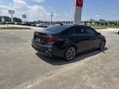 Certified 2023 Kia Forte LXS FWD image 15