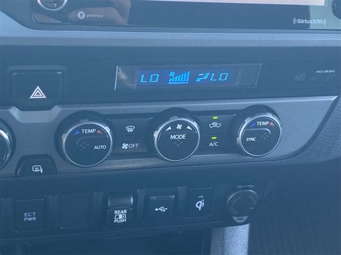 Used 2021 Toyota Tacoma TRD Off-Road w/ Blackout Package (TMS) image 29