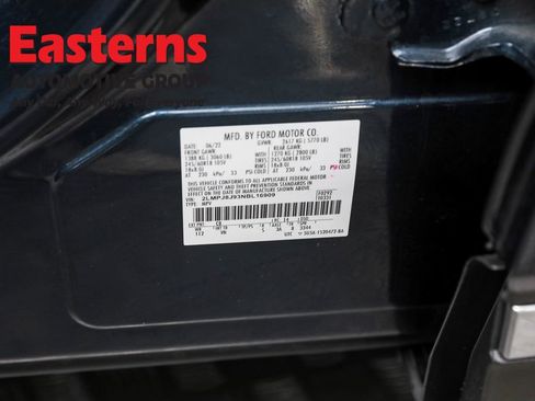 Used 2022 Lincoln Nautilus AWD w/ Premium Package image 35