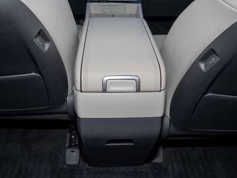 Used 2025 Hyundai Santa Fe SEL image 22