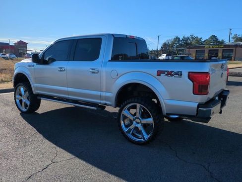 Used 2018 Ford F150 Lariat image 6