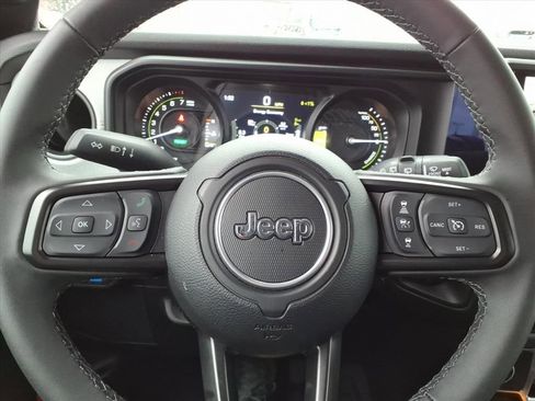 Certified 2025 Jeep Wrangler Unlimited Sport S 4xe AWD/4WD image 17