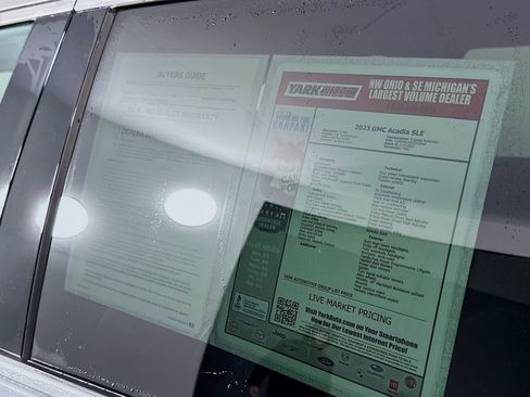 Used 2023 GMC Acadia SLE w/ Driver Convenience Package image 13