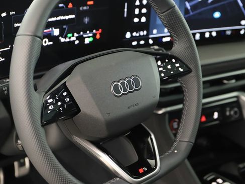 New 2025 Audi SQ5 Premium Plus image 16