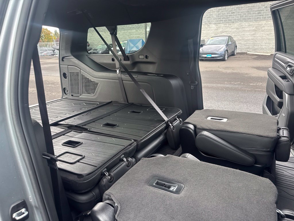 Used 2024 GMC Yukon XL Denali w/ LPO, Floor Liner Package AWD/4WD image 19