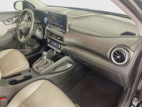 Used 2022 Hyundai Kona Limited FWD image 31