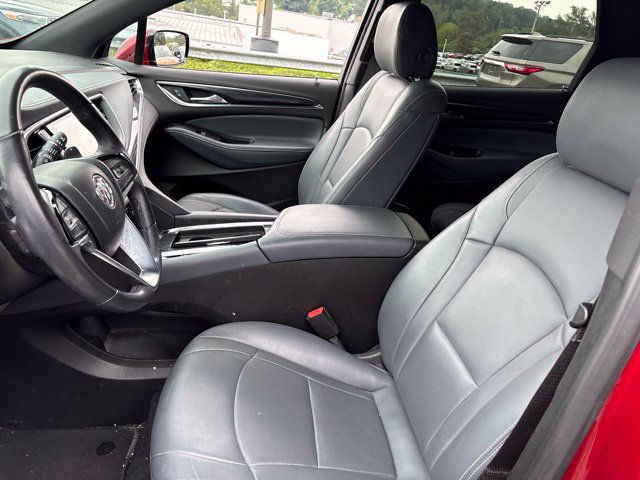 Used 2024 Buick Enclave Essence w/ Sport Touring Edition AWD/4WD image 8