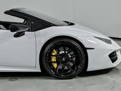 Used 2018 Lamborghini Huracan LP 580-2 image 15