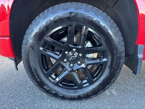 Used 2022 Chevrolet Silverado 1500 RST w/ Z71 Off-Road Package image 8