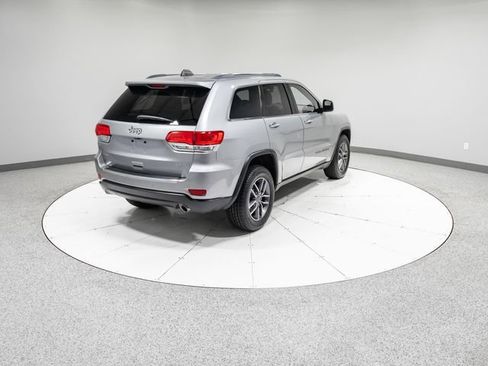 Used 2019 Jeep Grand Cherokee Limited AWD/4WD image 34