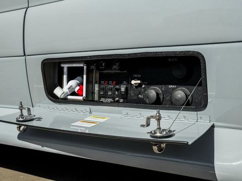 New 2024 Mercedes-Benz Sprinter 3500 image 12