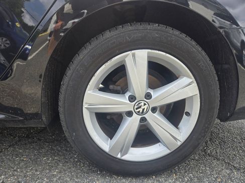 Used 2013 Volkswagen Passat 2.5 SE FWD image 15