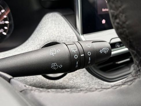 Used 2024 Jeep Compass Latitude image 25