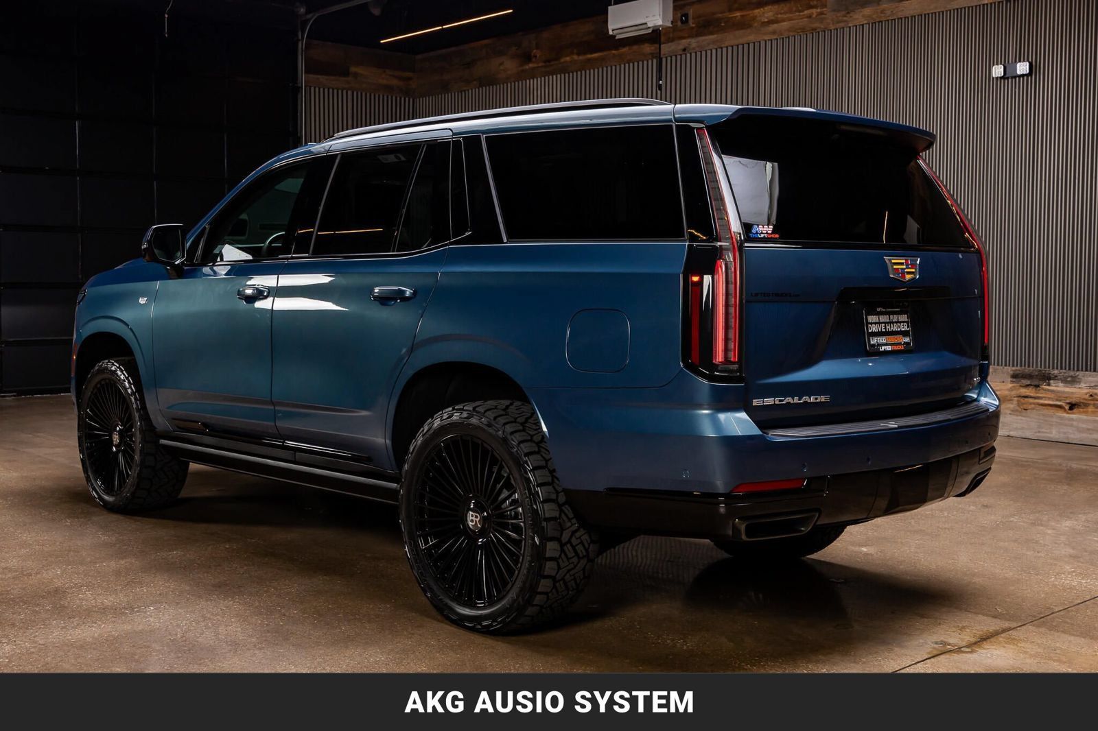 Used 2025 Cadillac Escalade Sport Platinum AWD/4WD image 7