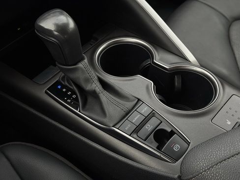 Used 2024 Toyota Camry XSE image 29