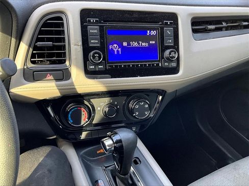 Used 2022 Honda HR-V LX image 21