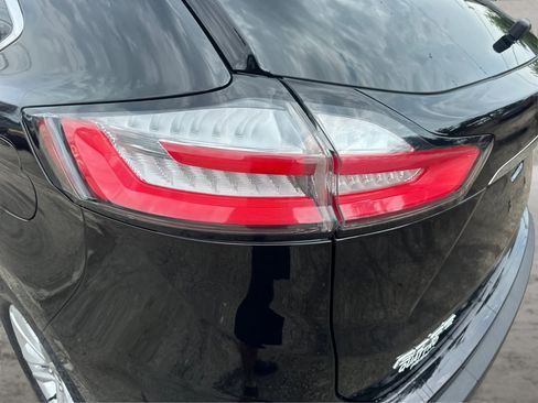 Used 2019 Ford Edge SEL w/ Equipment Group 201A AWD/4WD image 21