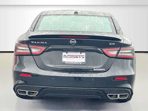 Used 2023 Nissan Maxima SR w/ Sport Mat Group FWD image 6