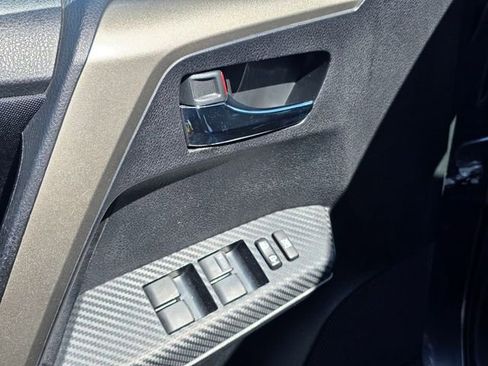 Used 2015 Toyota RAV4 XLE FWD image 11