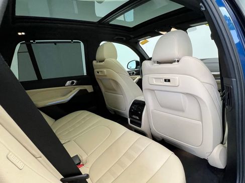 Used 2022 BMW X5 xDrive45e w/ M Sport Package AWD/4WD image 9