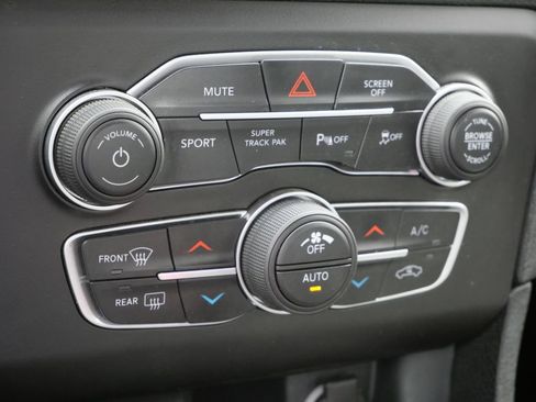 Used 2022 Dodge Charger GT w/ Performance Handling Group RWD image 25