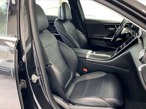 Used 2022 Mercedes-Benz C 300 Sedan image 8