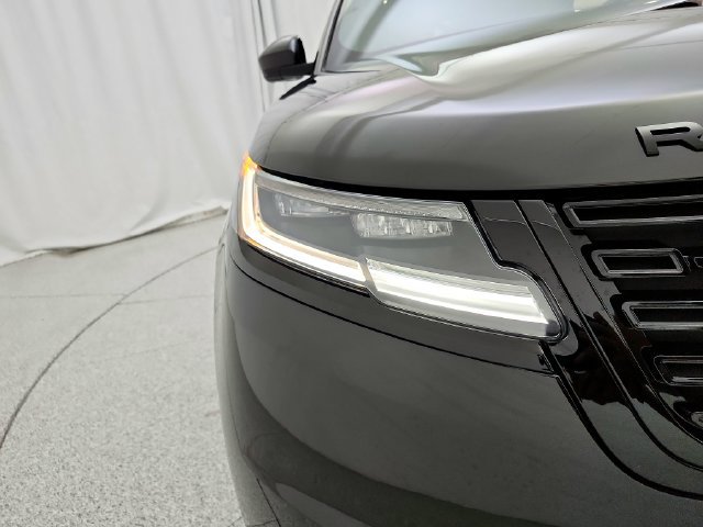 New 2026 Land Rover Range Rover Velar S AWD/4WD image 30