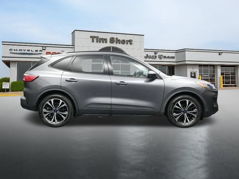 Used 2022 Ford Escape SE w/ SE Sport Appearance Package FWD image 6