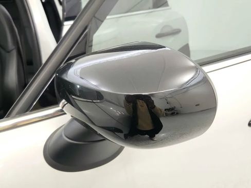 Used 2023 MINI Cooper Countryman S w/ Premium Package image 18