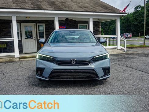 Used 2022 Honda Civic Touring image 11