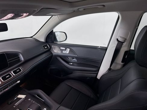 Used 2022 Mercedes-Benz GLS 450 4MATIC image 24