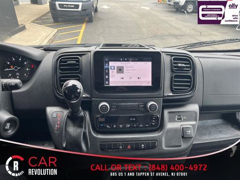 Used 2025 RAM ProMaster 2500 w/ Convenience Group FWD image 16