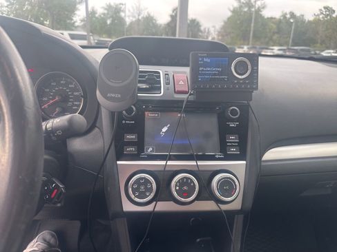 Used 2016 Subaru Crosstrek 2.0i Premium w/ Moonroof Package image 9