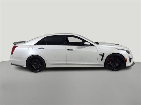 Used 2018 Cadillac CTS V w/ Carbon Fiber Package image 7