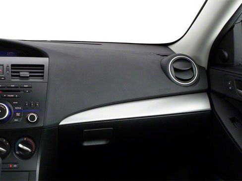 Used 2012 MAZDA MAZDA3 i Touring image 24