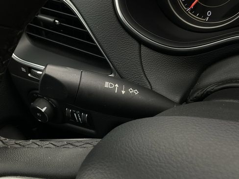 Used 2022 Jeep Cherokee Latitude Lux AWD/4WD image 40