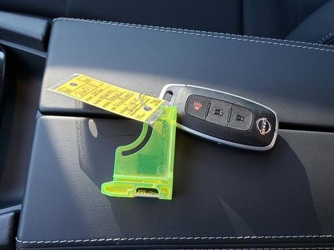 Used 2026 Nissan Rogue S image 37