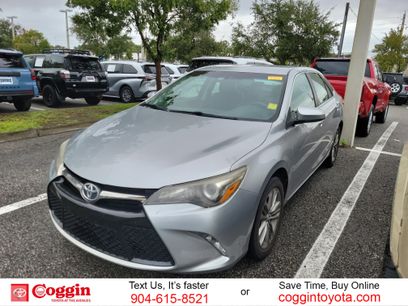 Used 2017 Toyota Camry SE