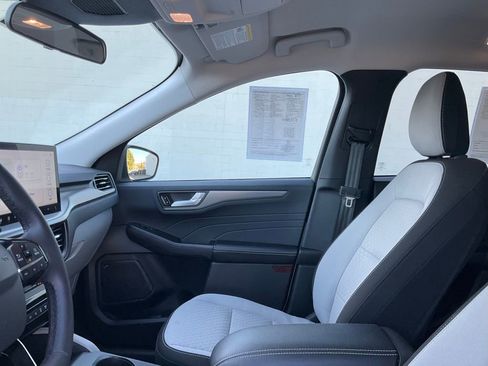 Used 2024 Ford Escape Active w/ Tech Pack #2 image 44