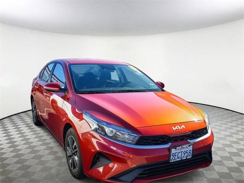 Certified 2023 Kia Forte LXS w/ LXS Technology Package image 5